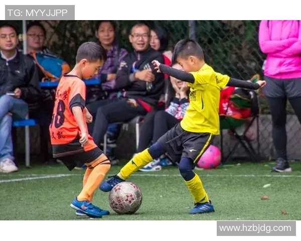 广州足球队的精神之旅：深入探讨球队文化与意识的奥秘